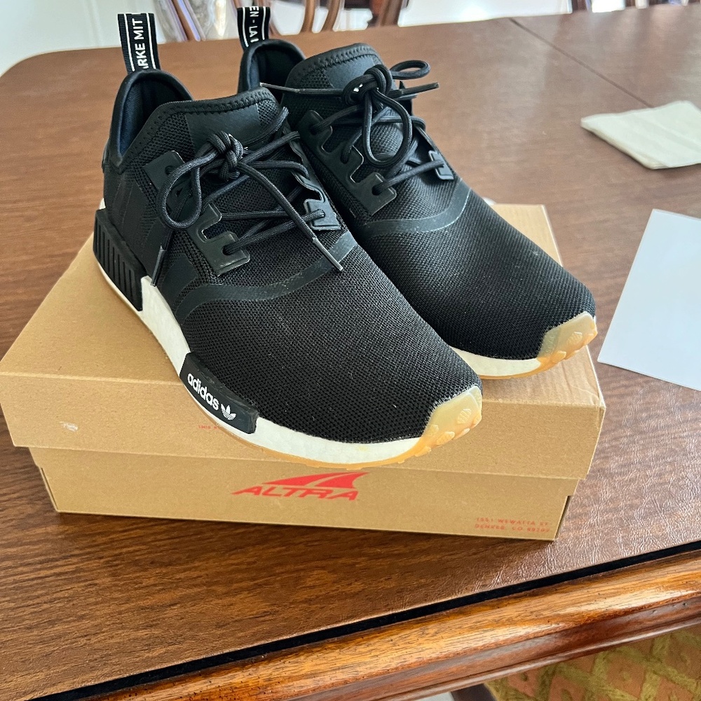 Adidas NMD_R1 Shoes